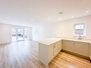 Photo 1- click for photo gallery